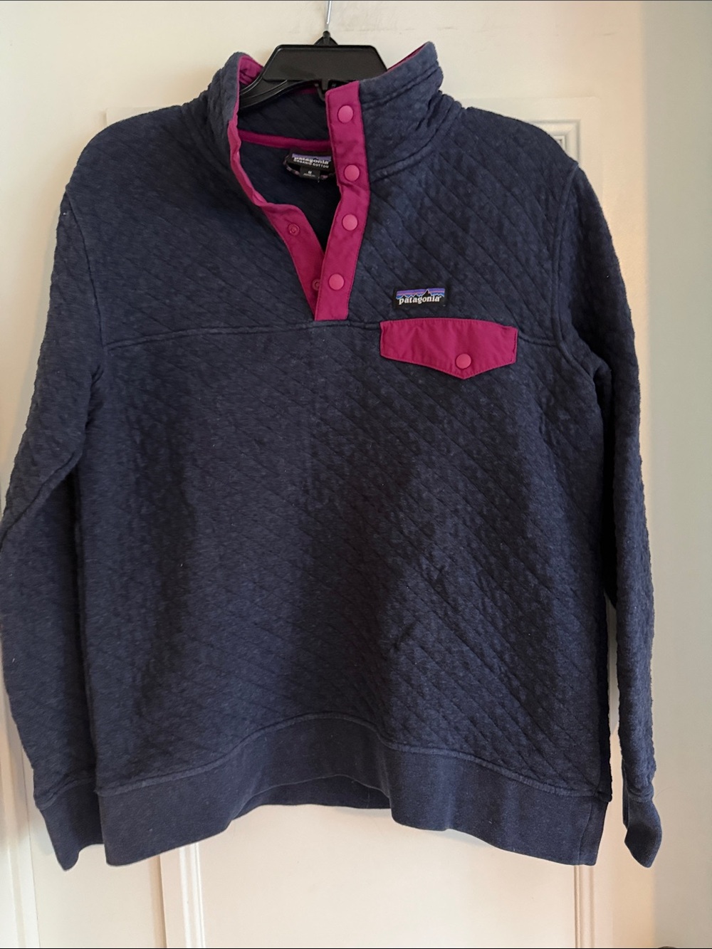 Patagonia Navy Quilted Pullover with Magenta Trim